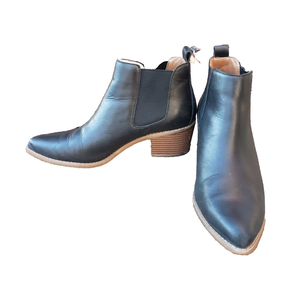 Susina Blck Leather Pull on Slip On Ankle Booties 8M